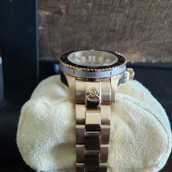 Invicta Gold and Black Watch with Bold Dial main image 11